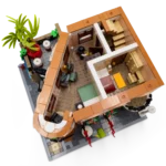 Nahaufnahme des ersten Stock im LEGO Set 10297 Boutique Hotel